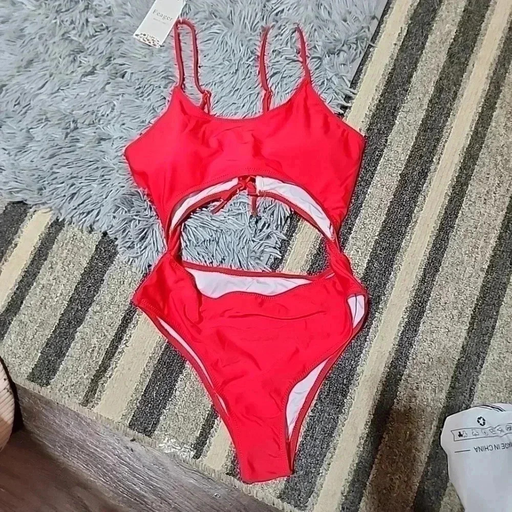 New with tags womens Scoop neck lace back  bathing suit. Size Medium - Picture 4 of 9